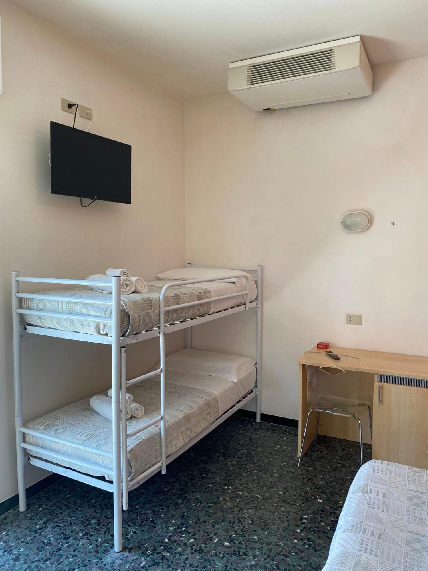 Hotel Loretta Rimini Dış mekan fotoğraf